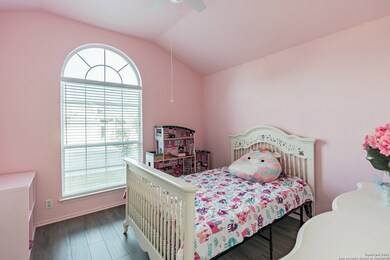 7827 Black Oak Pass, San Antonio, TX 78223 - photo 4