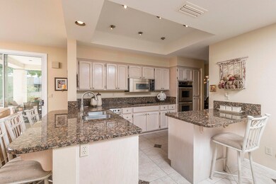 07 Kitchen