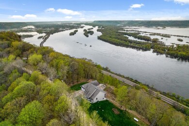 21697 Government Pointe Rd, Winona, MN 55987 - photo 4