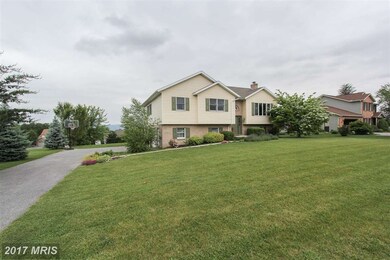 759 Cresson Dr, Chambersburg, PA 17202 - photo 2