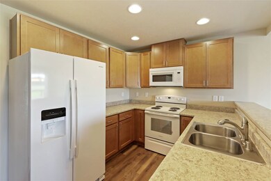 941 N Stanley St, Medical Lake, WA 99022 - photo 4