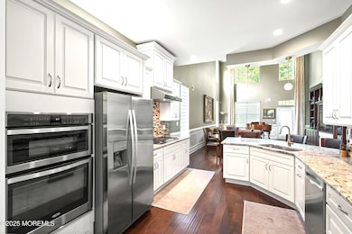 39 Northcrest Dr, Tinton Falls, NJ 07724 - photo 4