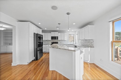 6913 Lewis Carroll Ct, Johnston, IA 50131 - photo 7