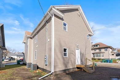 202 Jefferson Ave, La Porte, IN 46350 - photo 4