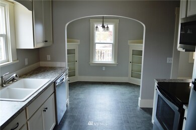 710 N Baker Ave, East Wenatchee, WA 98802 - photo 6