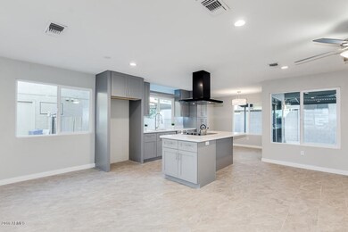 Kitchen / Dining