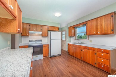 203 Richards St, Danville, OH 43011 - photo 3