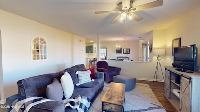 4156 Breezewood Dr unit 102, Wilmington, NC 28412 - photo 4