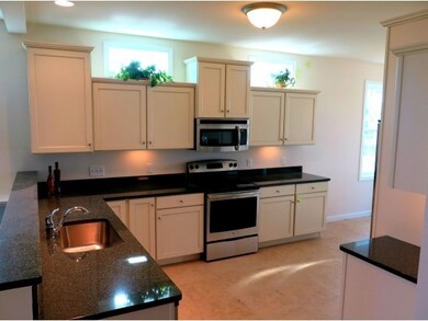 153 Waterlefe Way unit 21, Colchester, VT 05446 - photo 3