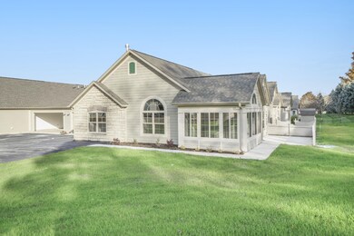 DNG 2621 BLUESTONE CIRCLE_1