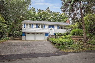 120 Hutchinson Rd, Arlington, MA 02474 - photo 2