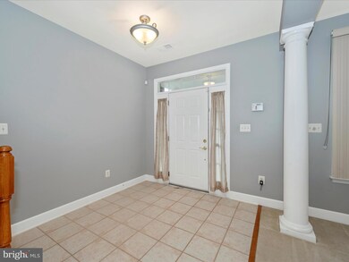 829 Hidden Marsh St, Gaithersburg, MD 20877 - photo 2
