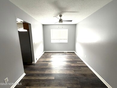 834 Gribbin Ln, Toledo, OH 43612 - photo 5