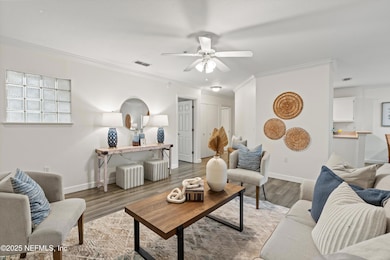 06-Living Room