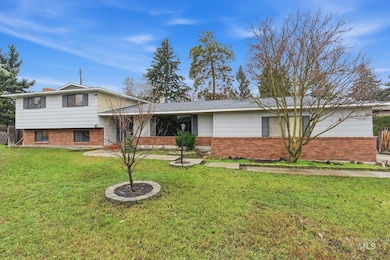 5801 W Randolph Dr, Boise, ID 83709 - photo 2