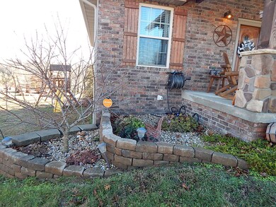 20155 Helios Ln, Saint Robert, MO 65584 - photo 5