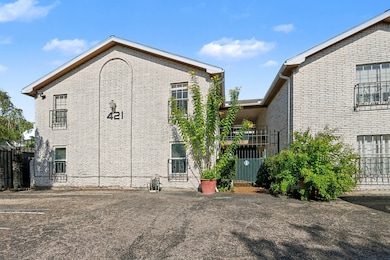 421 Emerson St unit 6, Houston, TX 77006 - photo 3