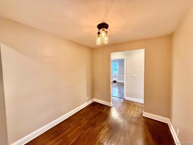 1549 Central Park Ave unit G2, Yonkers, NY 10710 - photo 5
