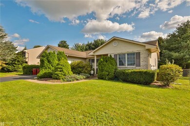 374 Demaria Dr, Easton, PA 18040 - photo 3