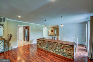 11903 Crown Dr, Dunkirk, MD 20754 - photo 2