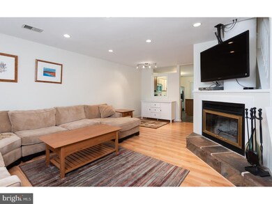 34 Flintlock Ln, Chesterbrook, PA 19087 - photo 2