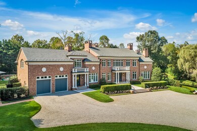 2 Willowbrook Road