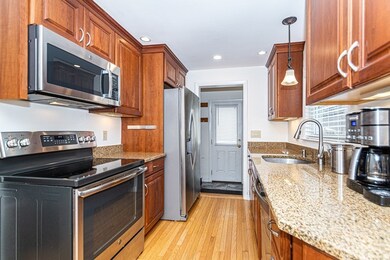 7 Dobson St, Wilmington, MA 01887 - photo 2