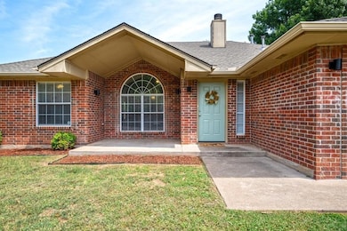 1501 Tree Line Dr, Norman, OK 73071 - photo 3