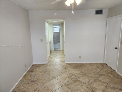 9450 Poinciana Place unit 205, Davie, FL 33324 - photo 5