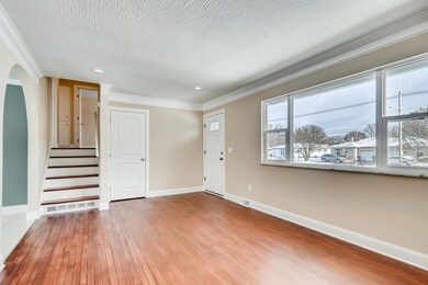 5245 Karl Rd Columbus OH 43229-large-006