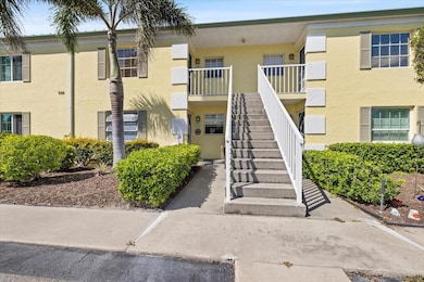 944 Capri Isles Blvd unit 103, Venice, FL 34292 - photo 5