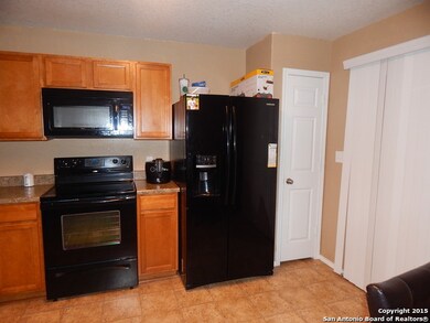 9003 Oakwood Park, San Antonio, TX 78254 - photo 6