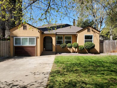 2476 California St, Redding, CA 96001 - photo 2