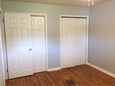299 Bedroom Closet