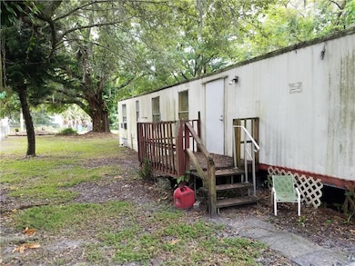 8422 E 27th Ave, Tampa, FL 33619 - photo 2