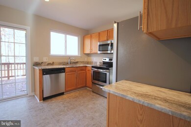 35455 Wilderness Shores Way, Locust Grove, VA 22508 - photo 7