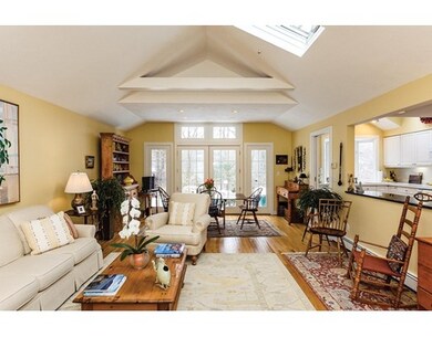 140 Vine St, Chestnut Hill, MA 02467 - photo 4