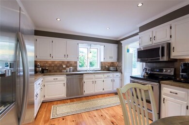 1186 Main Street Acushnet, MA 02743