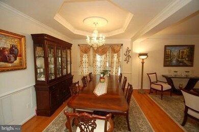 25842 Donegal Dr, Chantilly, VA 20152 - photo 6