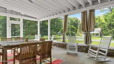 Spacious screened porch