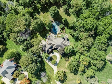 630 Sheldon Ct, Rochester, MI 48306 - photo 2