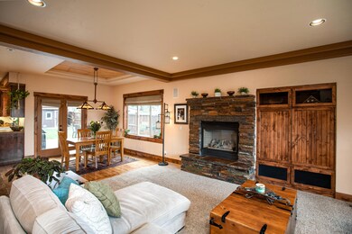 2641 NE Jill Court 7 of 24