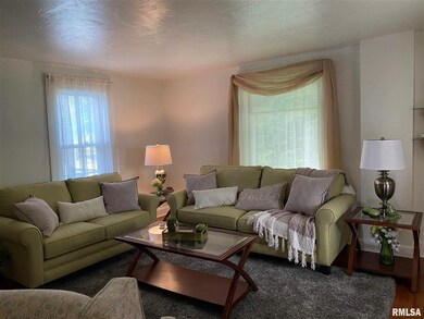 2315 W 2nd St, Davenport, IA 52802 - photo 6