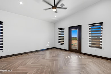 1433 Thar Desert Dr, Chaparral, NM 88081 - photo 6