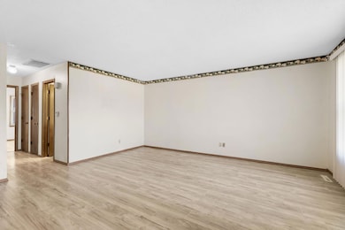 716 E Locust St, Springfield, MO 65803 - photo 5