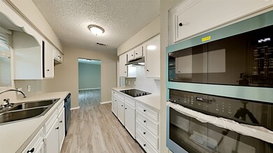 4855 Charnock Dr, Alvin, TX 77511 - photo 7