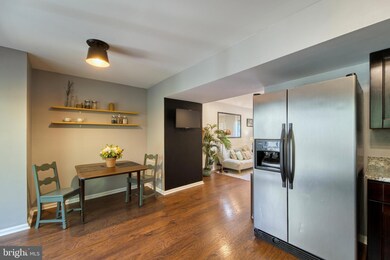 13549 Deerwater Dr, Germantown, MD 20874 - photo 7