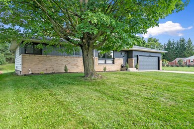 1406 Ball Ave NE, Grand Rapids, MI 49505 - photo 2