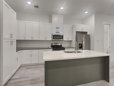 223 B Oriole unit B, North Houston, TX 77018 - photo 3