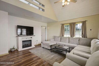 3-web-or-mls-606 Rynella Rd-3
